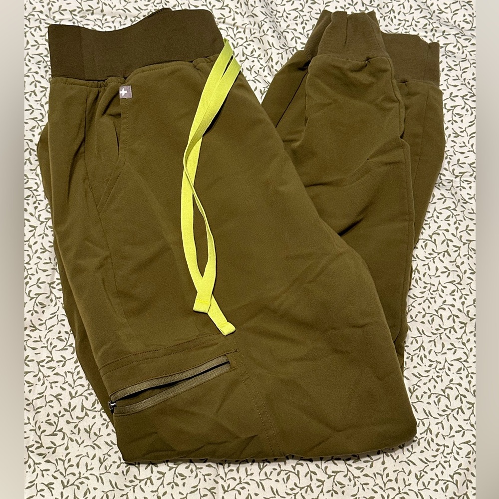 Figs Zamora High Waisted Jogger Scrub Pants Martini Olive